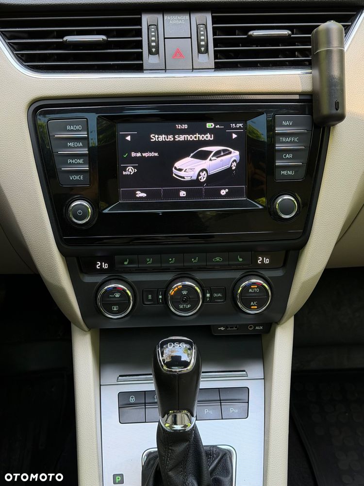 Skoda Octavia 1.8 TSI Elegance DSG - 34