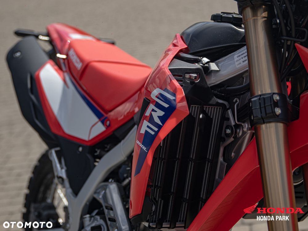 Honda CRF - 9