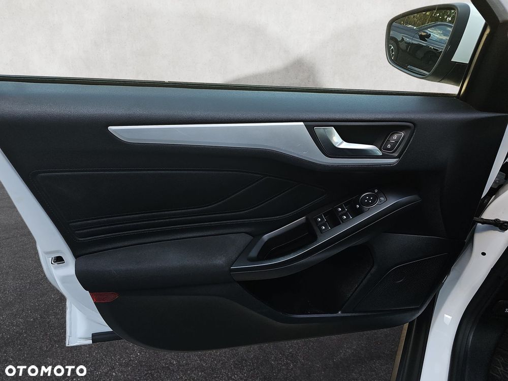 Ford Focus - 17