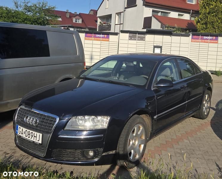 Audi A8 - 12