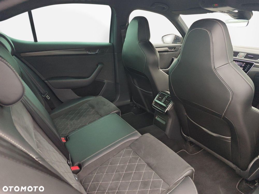 Skoda Superb 2.0 TSI 4x4 Sportline DSG - 20