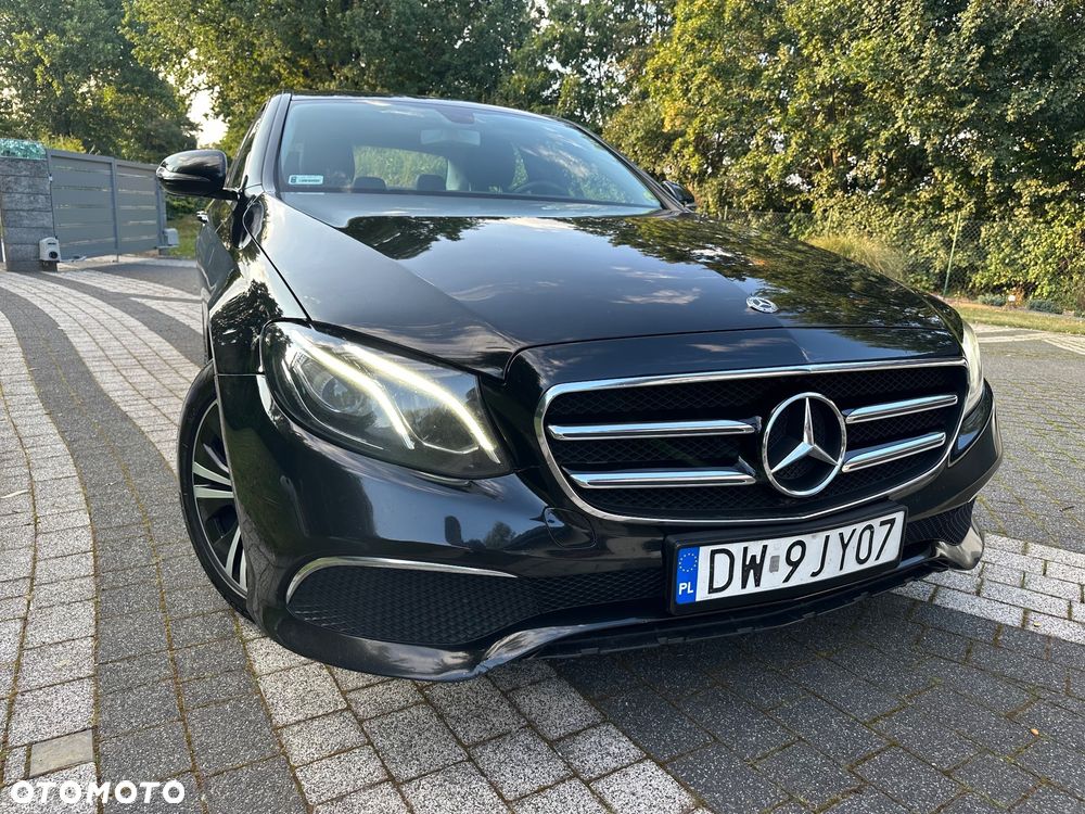 Mercedes-Benz Klasa E 200 d 9G-TRONIC - 38