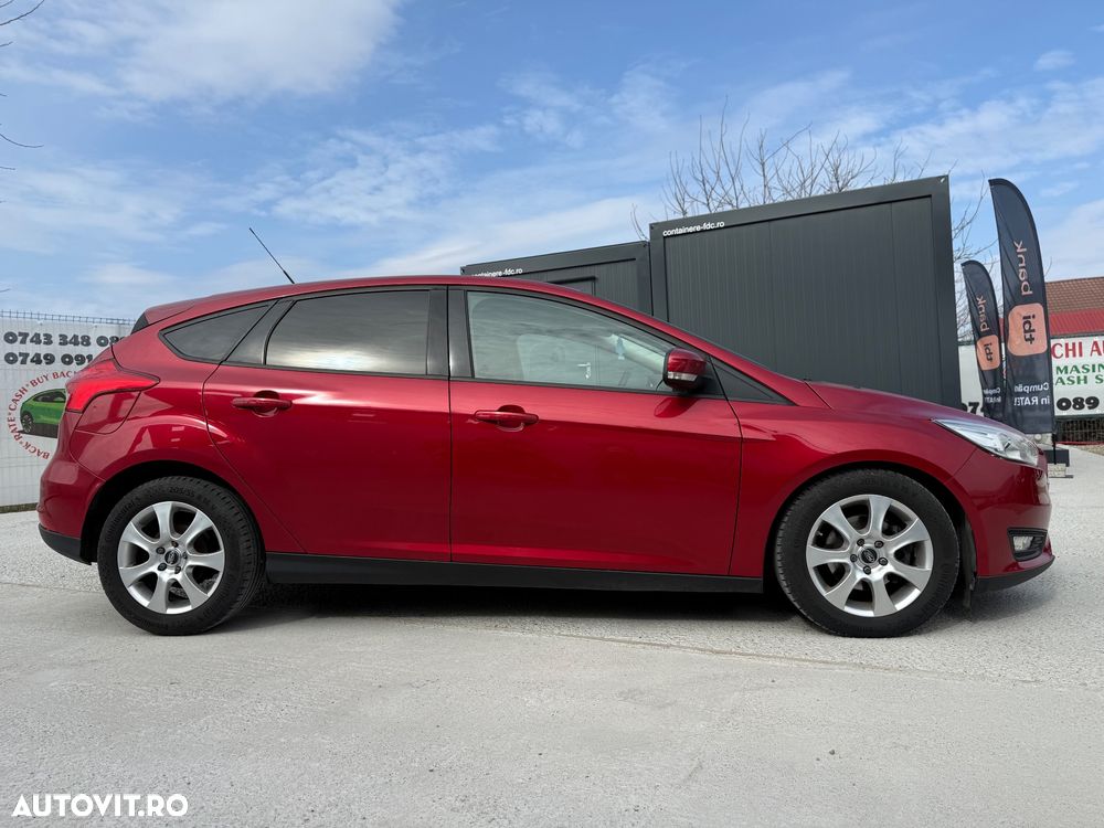 Ford Focus 1.5 TDCi DPF Start-Stopp-System Titanium - 6