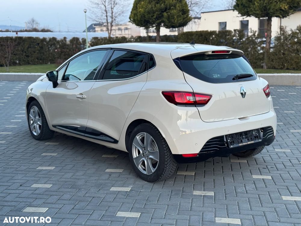 Renault Clio (Energy) dCi 90 Start & Stop INTENS - 8