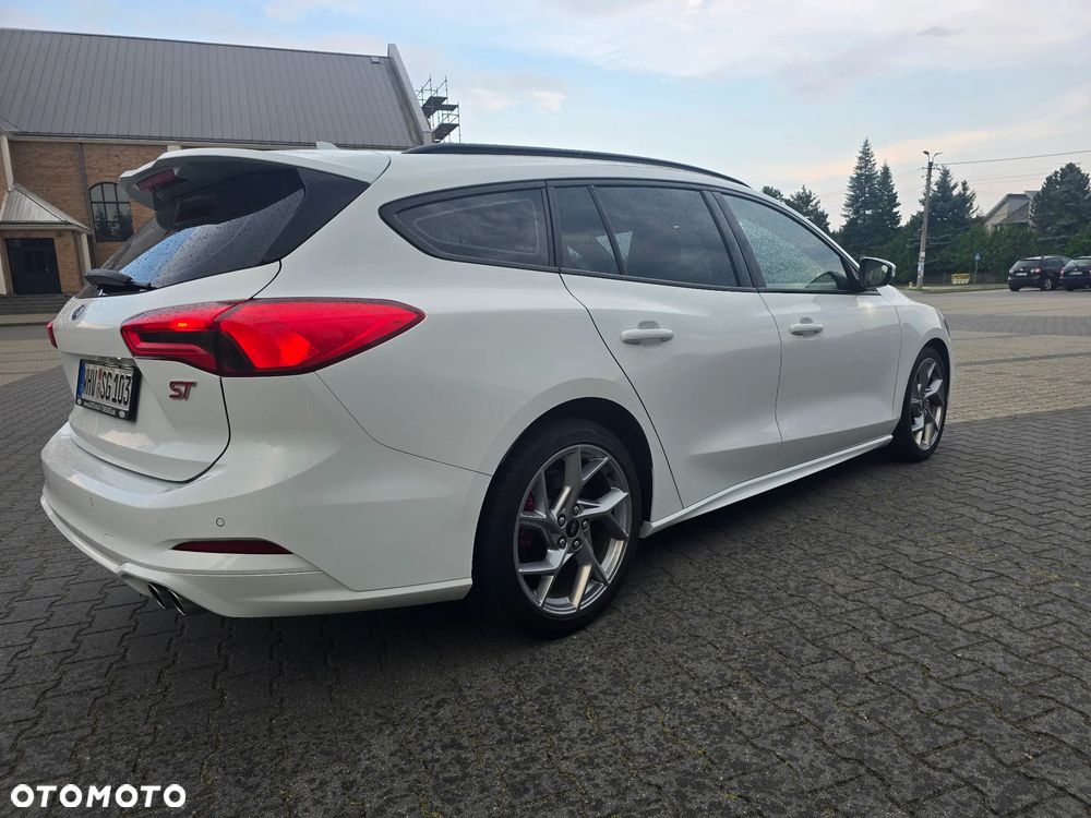 Ford Focus SW 2.0 EcoBlue ST - 30