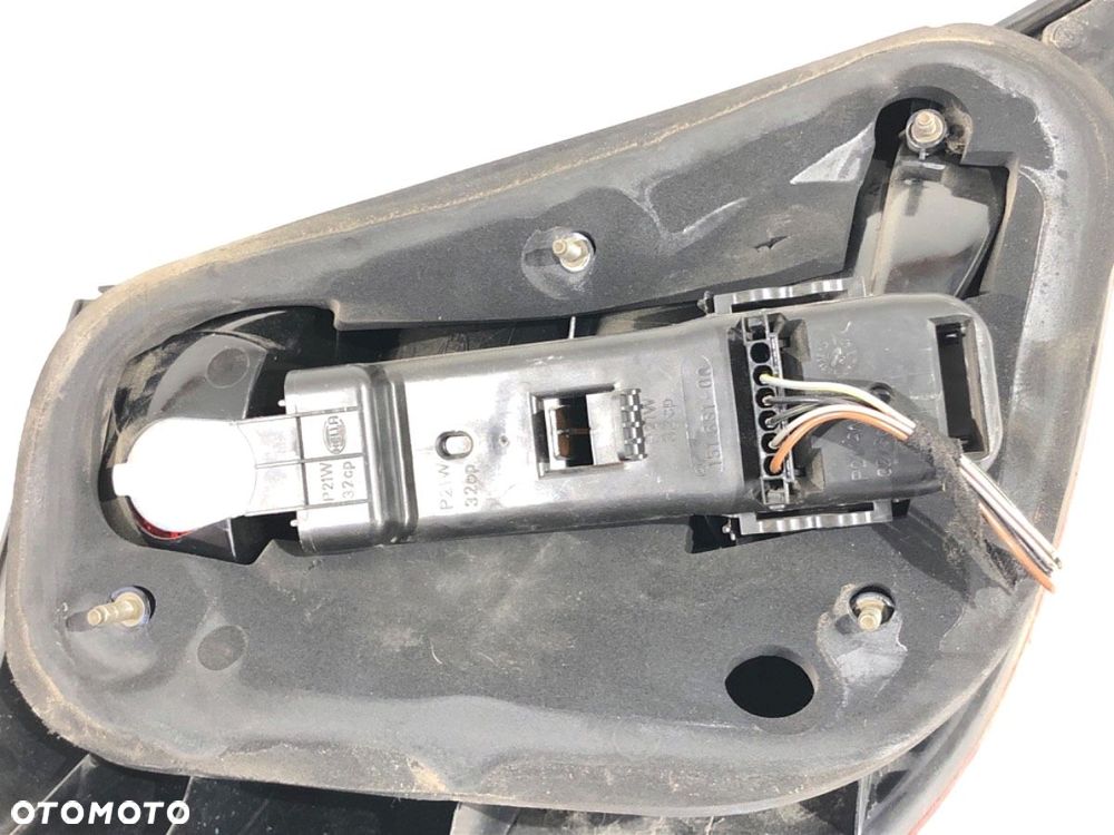 LAMPA PRAWY TYŁ  MERCEDES-BENZ KLASA C coupe (CL203) 2001 - 2011 C 200 Kompressor (203.742) 120 kW - 5