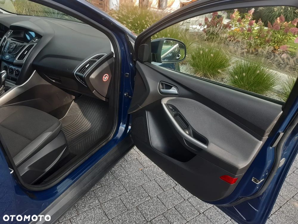 Ford Focus - 30