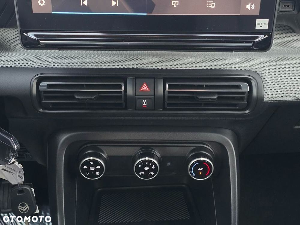 Citroën C3 1.2 T Plus - 21