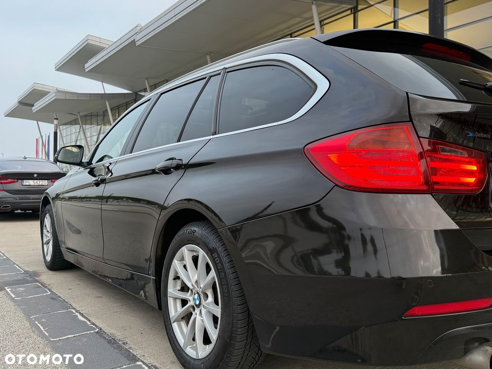 BMW Seria 3 320d Efficient Dynamics Edition - 24