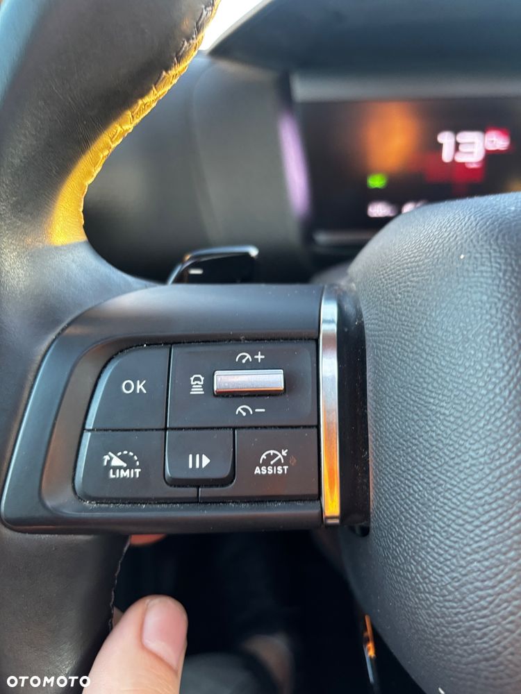 Citroën C4 PureTech 130 Stop&Start EAT8 SHINE - 30
