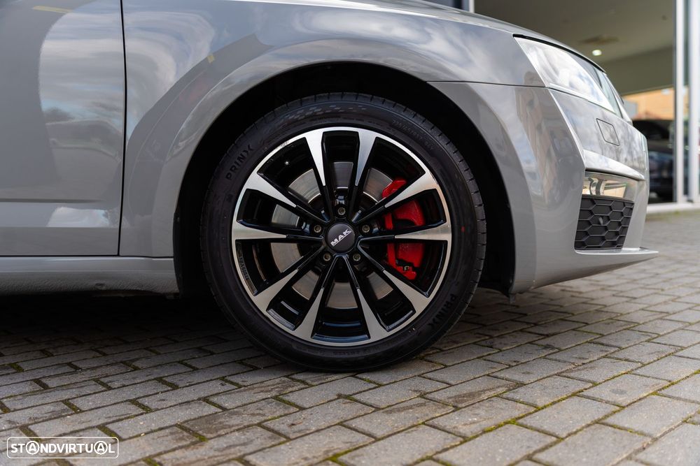 Skoda Octavia Break 2.0 TDI RS - 25