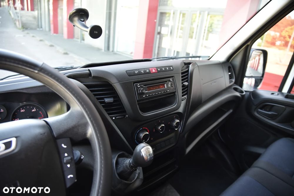 Iveco DAILY 35C15 - 17