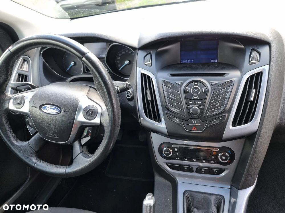 Ford Focus Turnier 2.0 TDCi DPF Titanium - 6