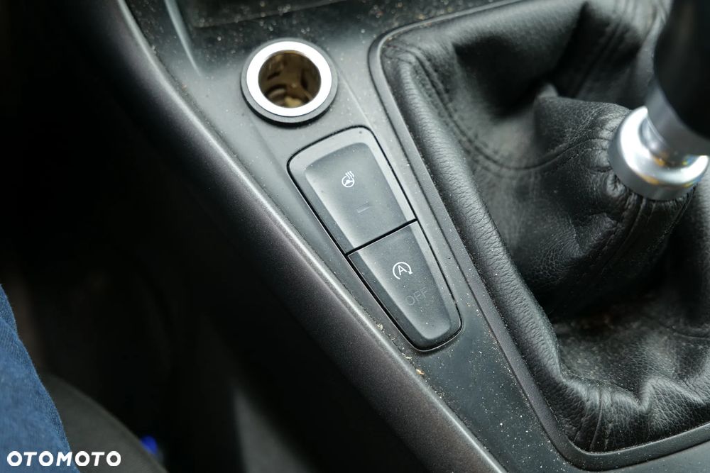 Ford Focus 1.0 EcoBoost Gold X (Trend) - 9