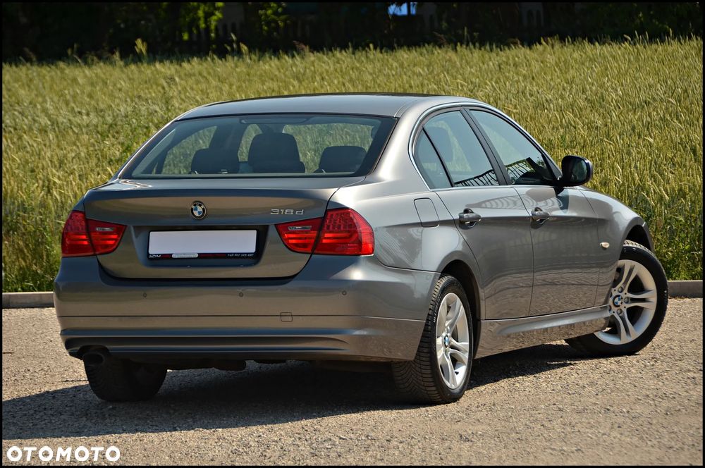 BMW Seria 3 318d - 20