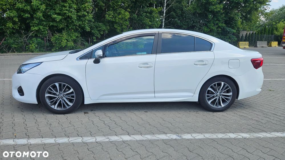 Toyota Avensis 1.8 Prestige MS - 4