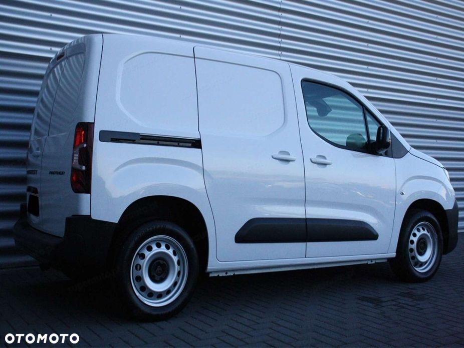 Peugeot Partner Van M L1H1 1.5 130KM - 9