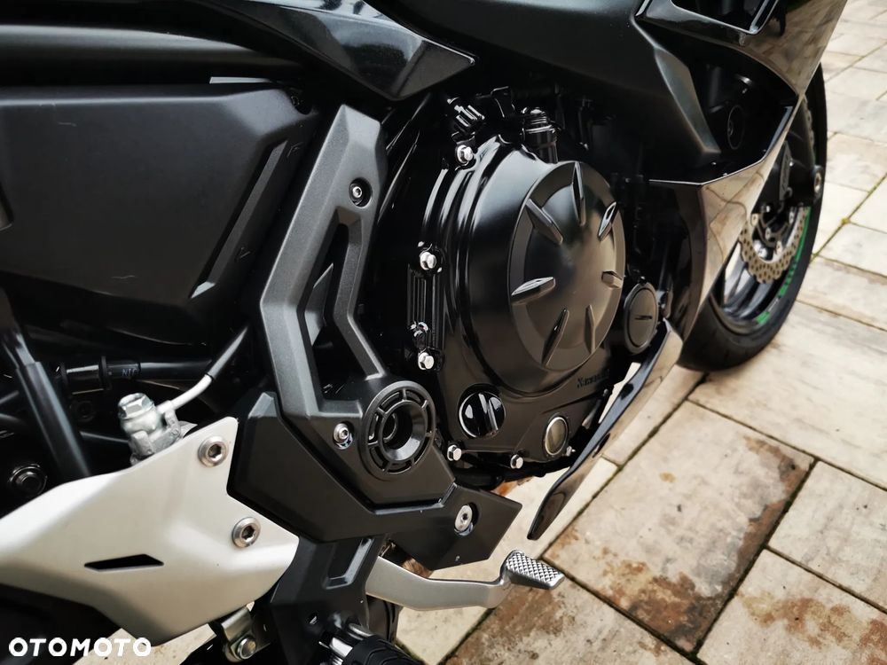 Kawasaki Ninja - 18