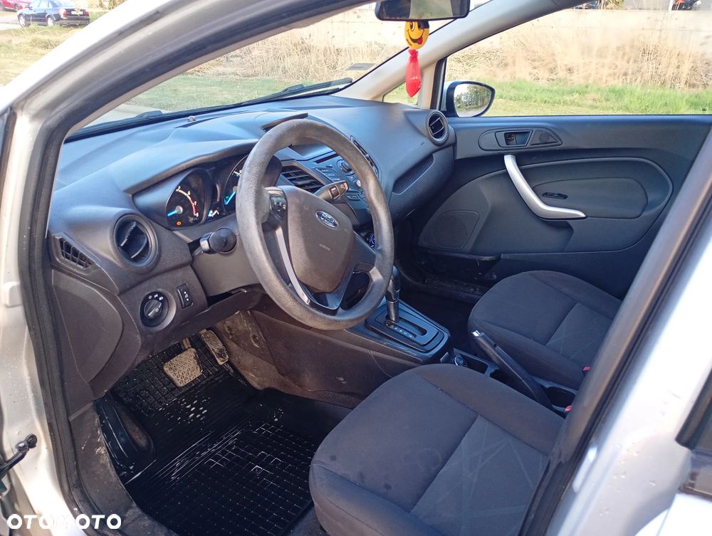 Ford Fiesta - 5