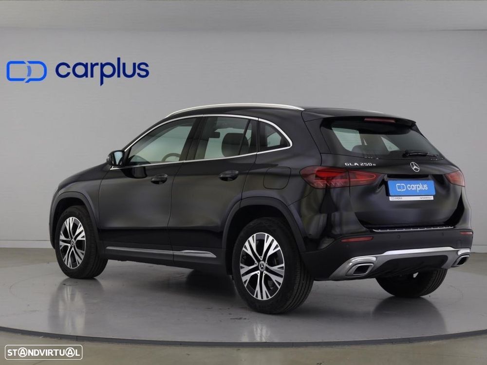 Mercedes-Benz GLA 250 e 8G-DCT Progressive - 5
