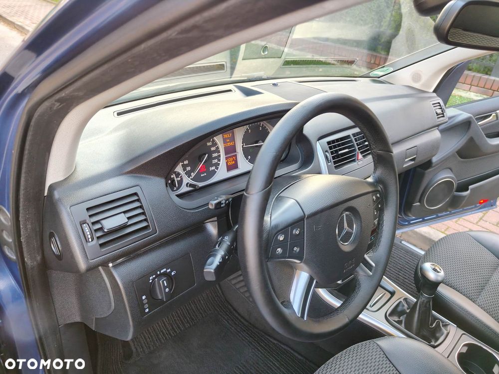 Mercedes-Benz Klasa B 180 CDI DPF SPORT EDITION - 22