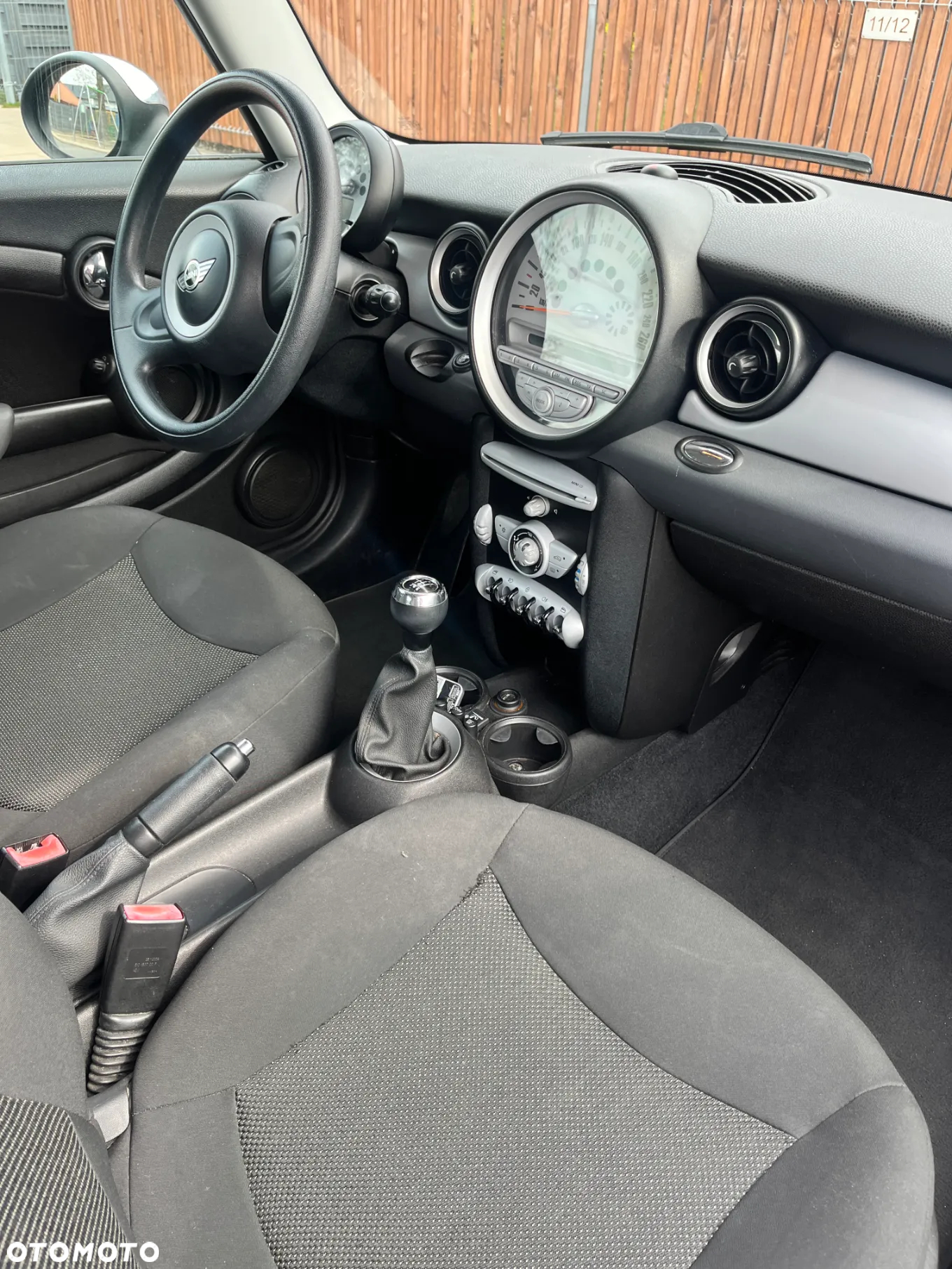 MINI ONE Standard - 10