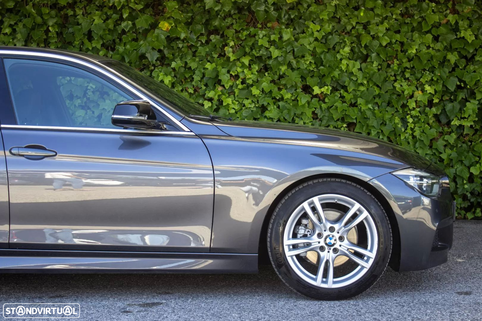 BMW 330 e iPerformance Pack M - 5