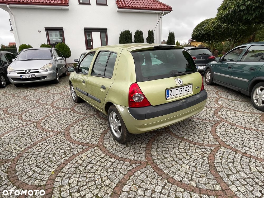 Renault Clio 1.2 16V 75 Expression - 6