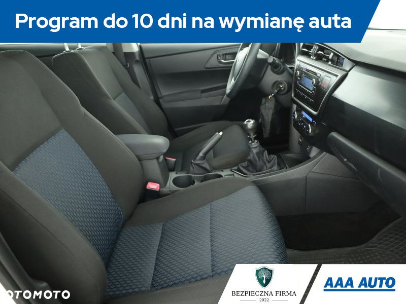 Toyota Auris - 8