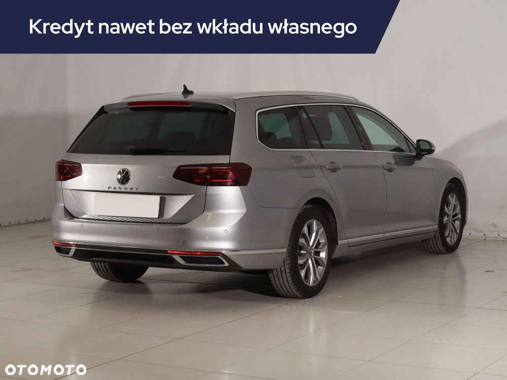 Volkswagen Passat Variant - 7
