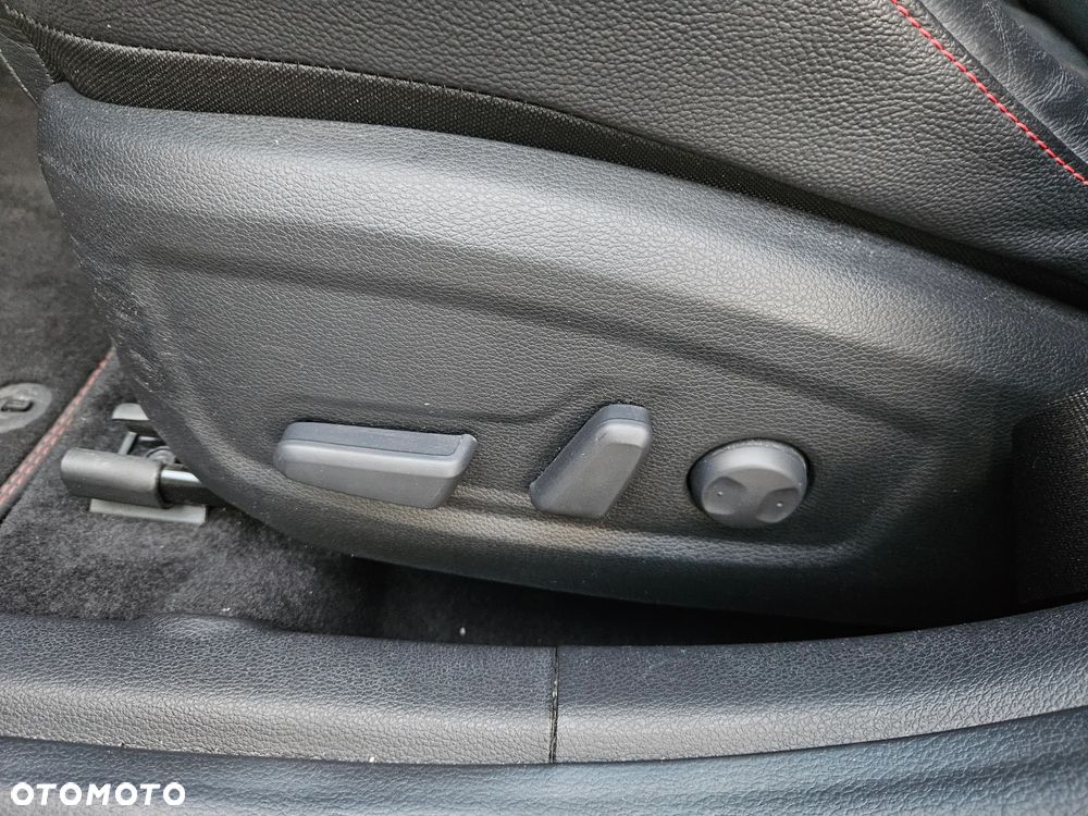 Kia ProCeed - 21