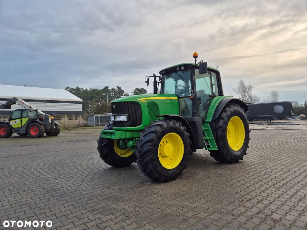 John Deere 6830, amortyzowana oś - 1
