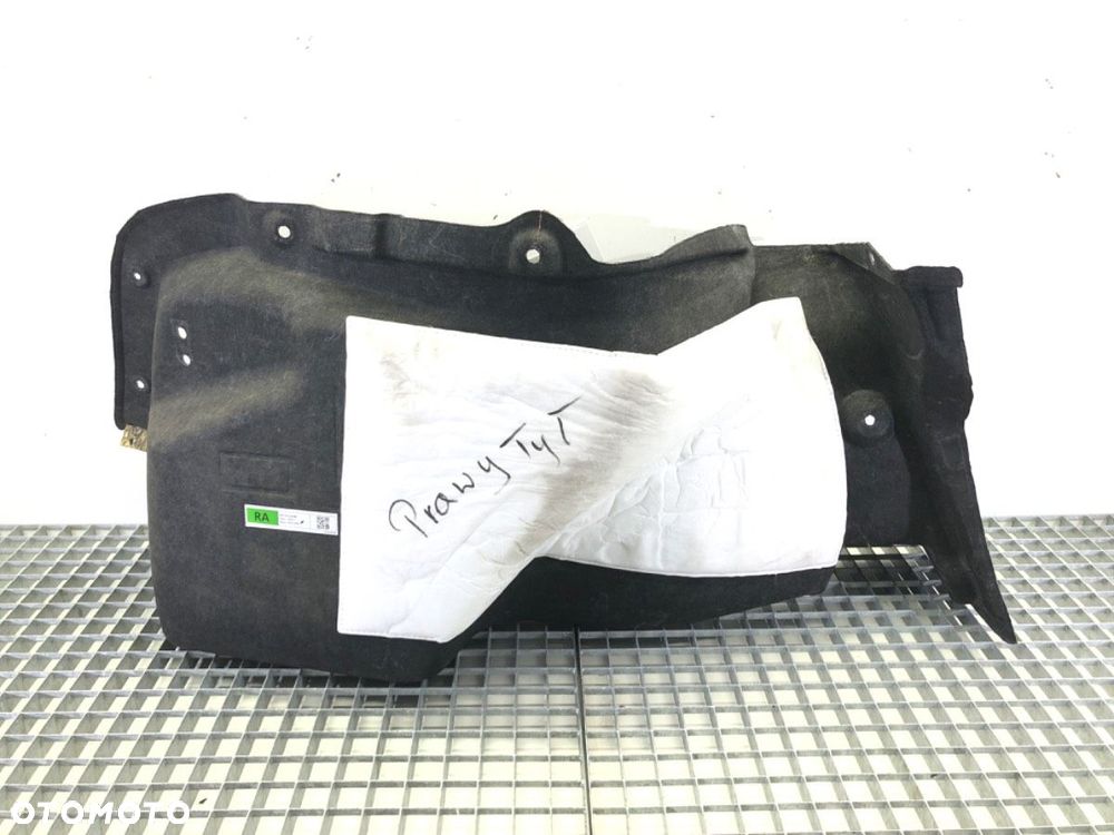 BOCZEK BAGAŻNIKA PRAWY - 130.00 PLN - TOYOTA COROLLA sedan (_E21_) 2019 - 2022 1.8 VVTi Hybrid - 2