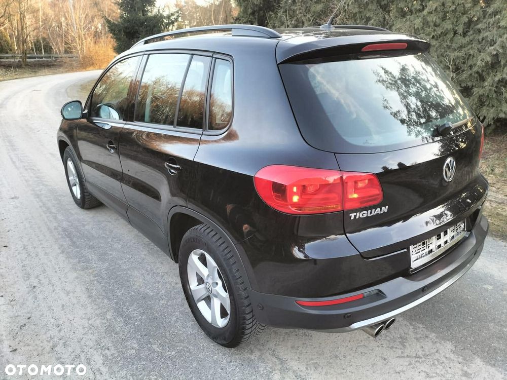 Volkswagen Tiguan 2.0 TDI DPF BlueMotion Technology Exclusive - 4
