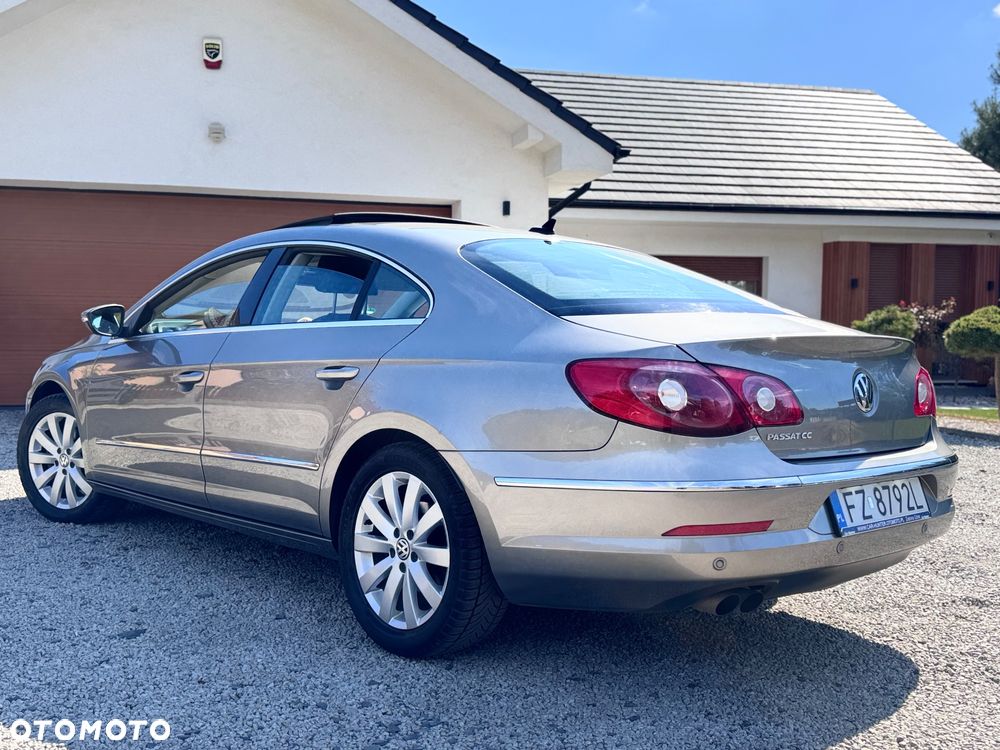 Volkswagen Passat CC 2.0 TDI BlueMotion Technology Exclusive - 11