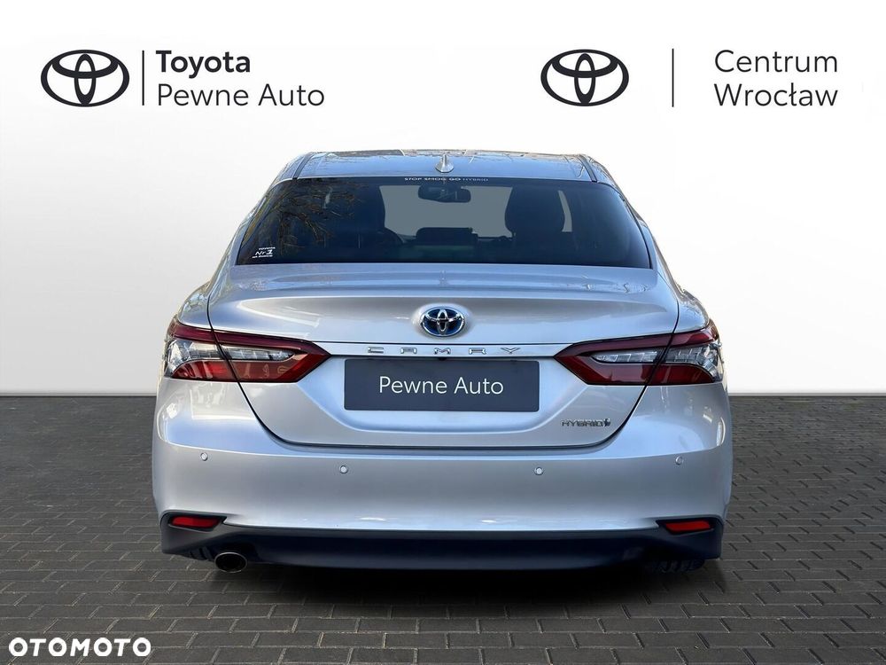 Toyota Camry 2.5 Hybrid Executive CVT - 4