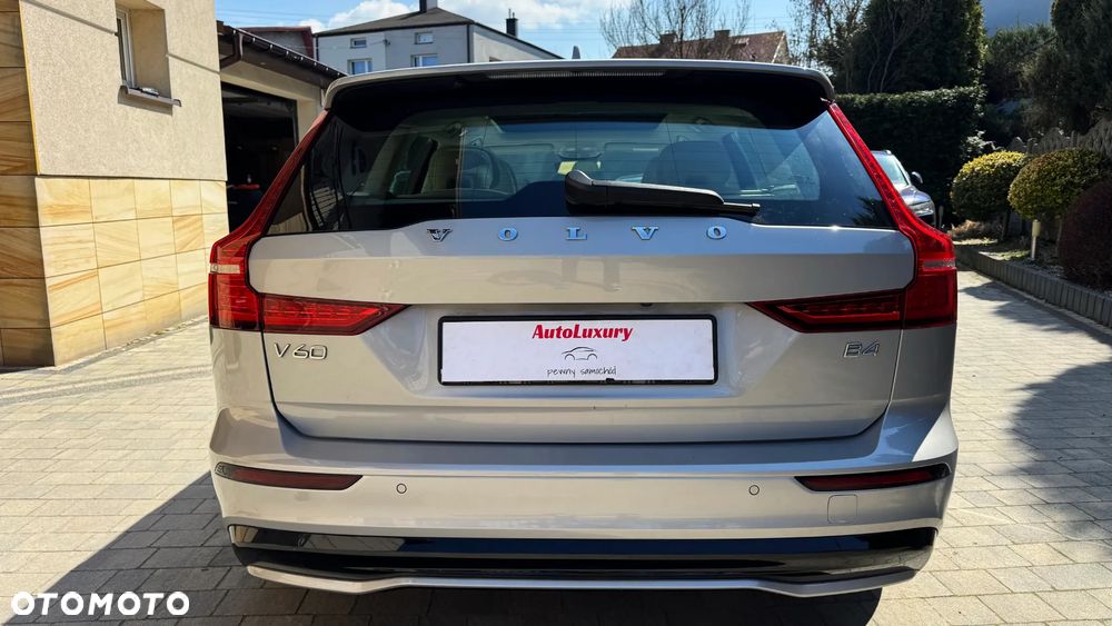 Volvo V60 B4 D Ultimate Bright - 11