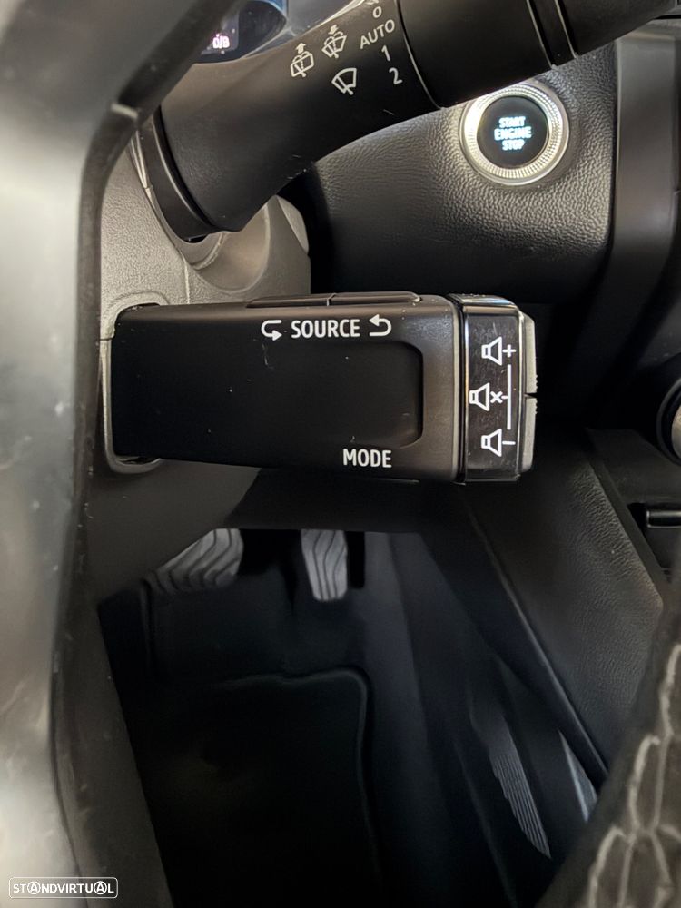 Renault Captur 1.6 E-Tech Plug-In Intens - 27
