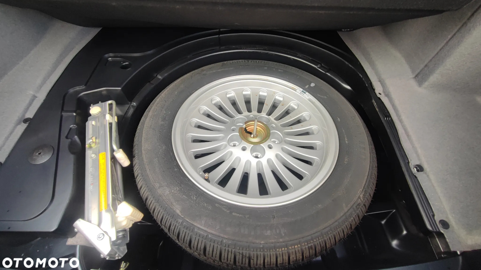BMW Seria 5 - 13