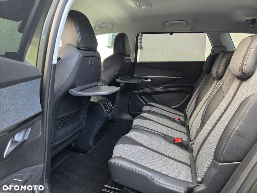 Peugeot 5008 1.6 BlueHDI Allure S&S EAT6 - 33