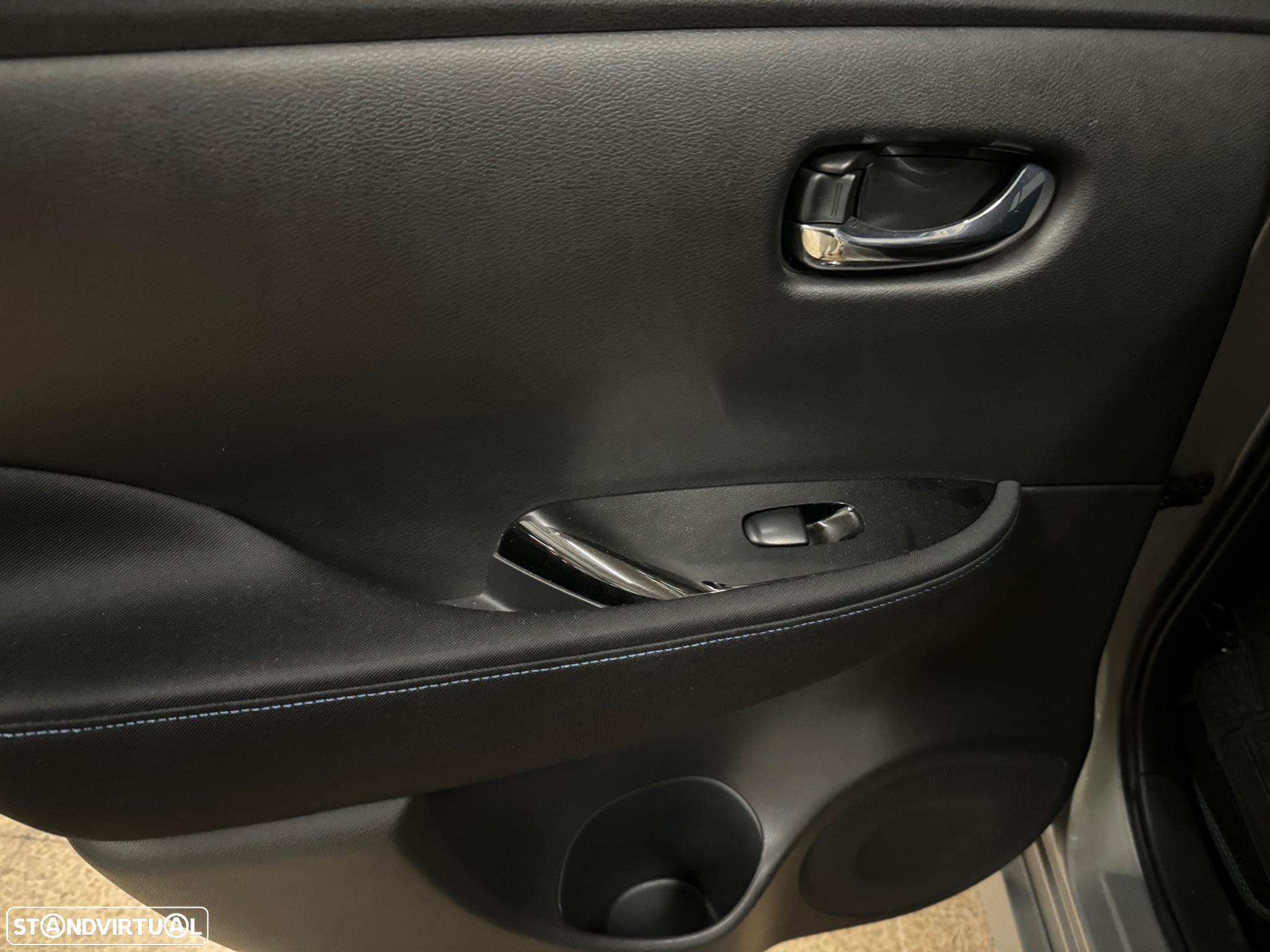 Nissan Leaf N-Connecta Two Tone - 12