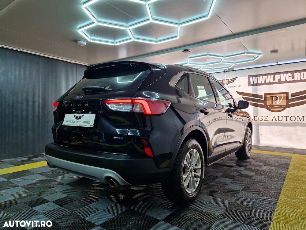 Ford Kuga 2.5 Duratec FHEV 4x4 TITANIUM - 3