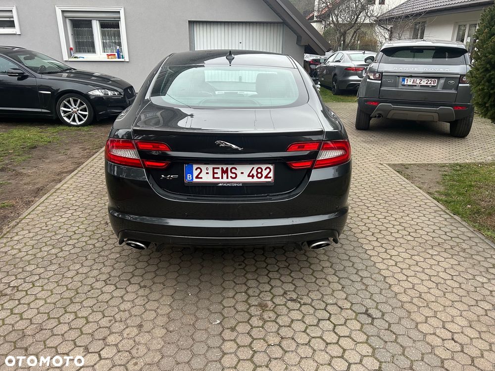 Jaguar XF 2.2 D Luxury - 5