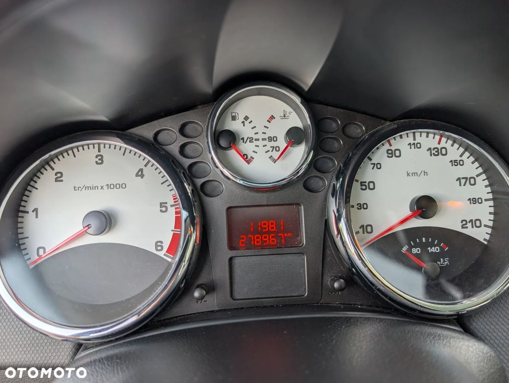Peugeot 207 1.6 HDi - 28