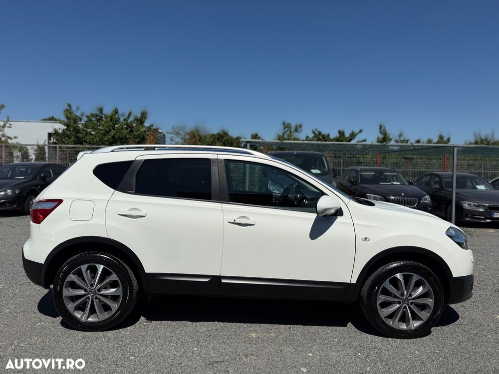 Nissan Qashqai 1.6 DCI 4 x 4 DPF tekna - 4