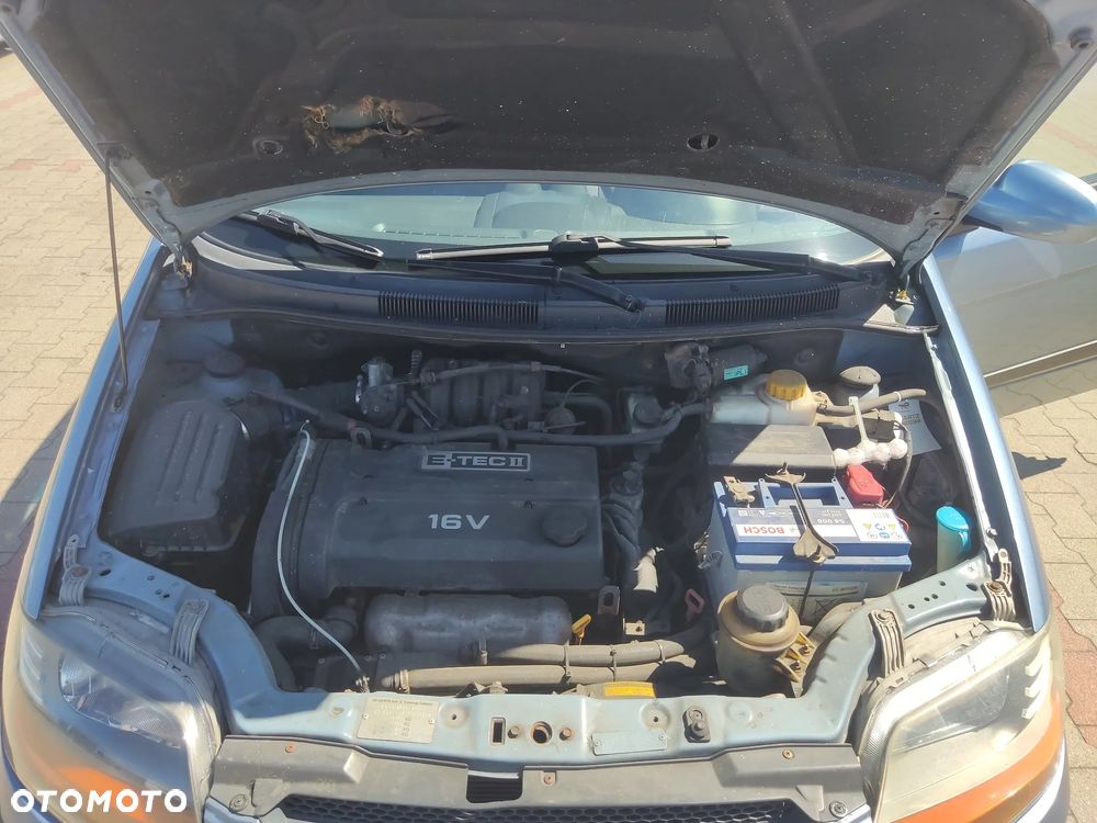 Chevrolet Kalos - 24