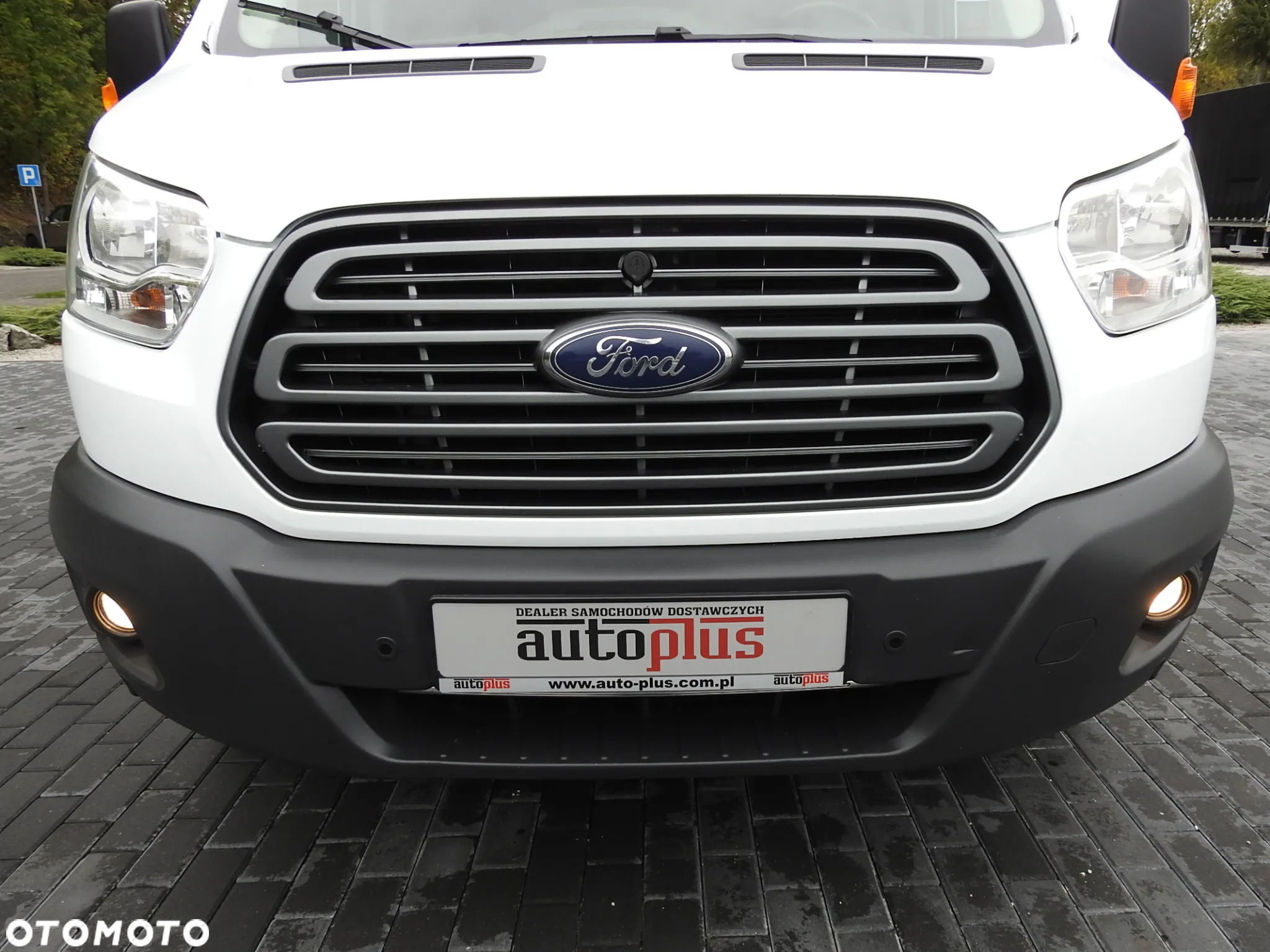 Ford TRANSIT FURGON CHŁODNIA 0*C FUNKCJA GRZANIA ZASILANIE 230V TEMPOMAT NAWIGACJA KLIMATYZACJA LEDY 130KM [ E41585 ] - 16