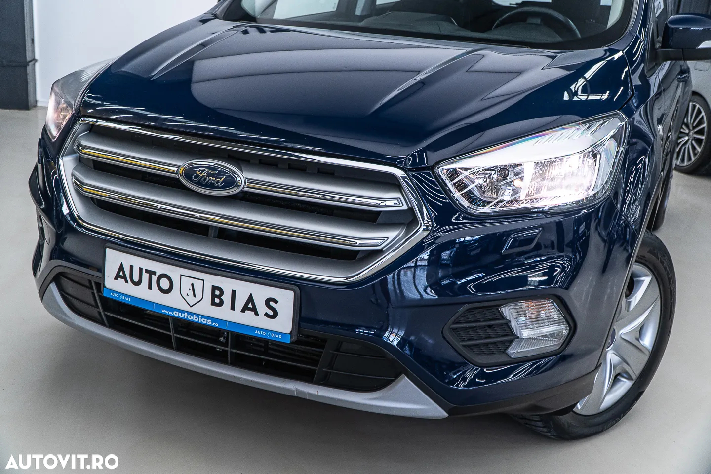 Ford Kuga 2.0 TDCi 4WD Powershift Titanium - 10