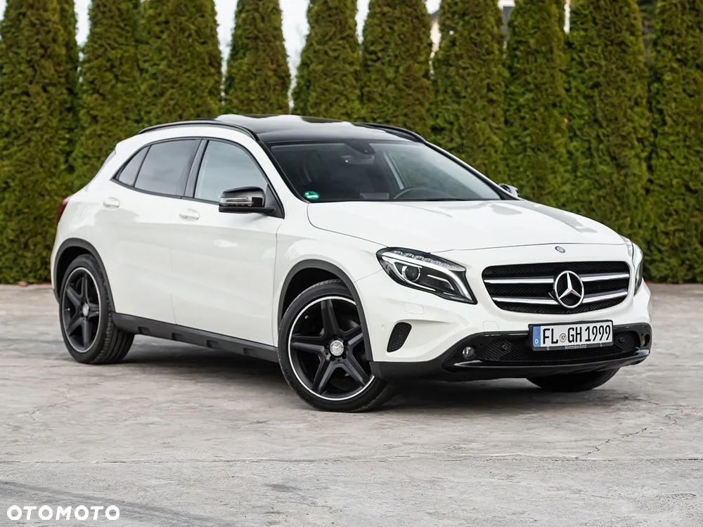 Mercedes-Benz GLA 220 d 4Matic 7G-DCT AMG Line - 2