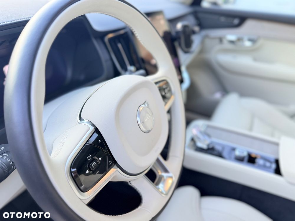 Volvo XC 90 B5 B AWD Ultra Bright 7os - 12